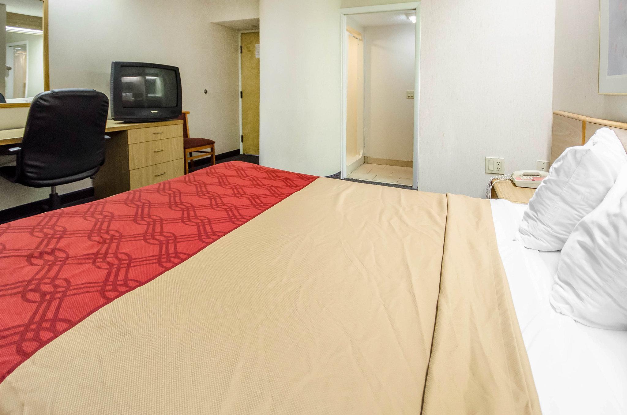 Econo Lodge London Εξωτερικό φωτογραφία