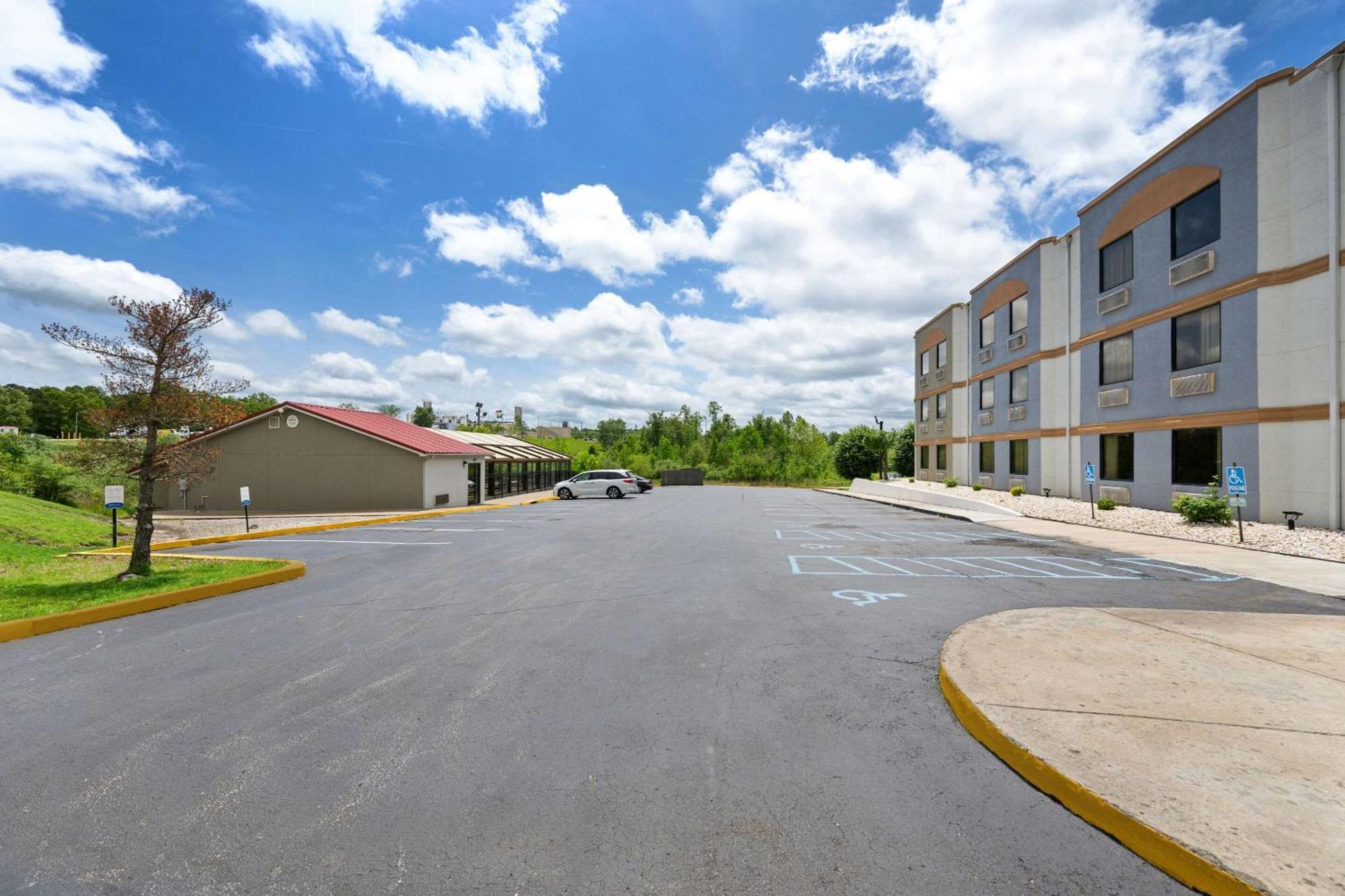 Econo Lodge London Εξωτερικό φωτογραφία