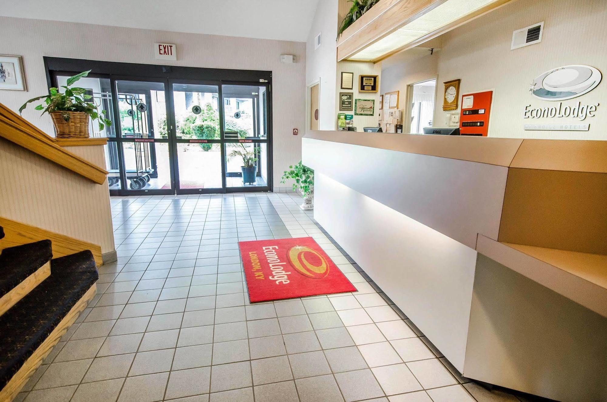 Econo Lodge London Εξωτερικό φωτογραφία